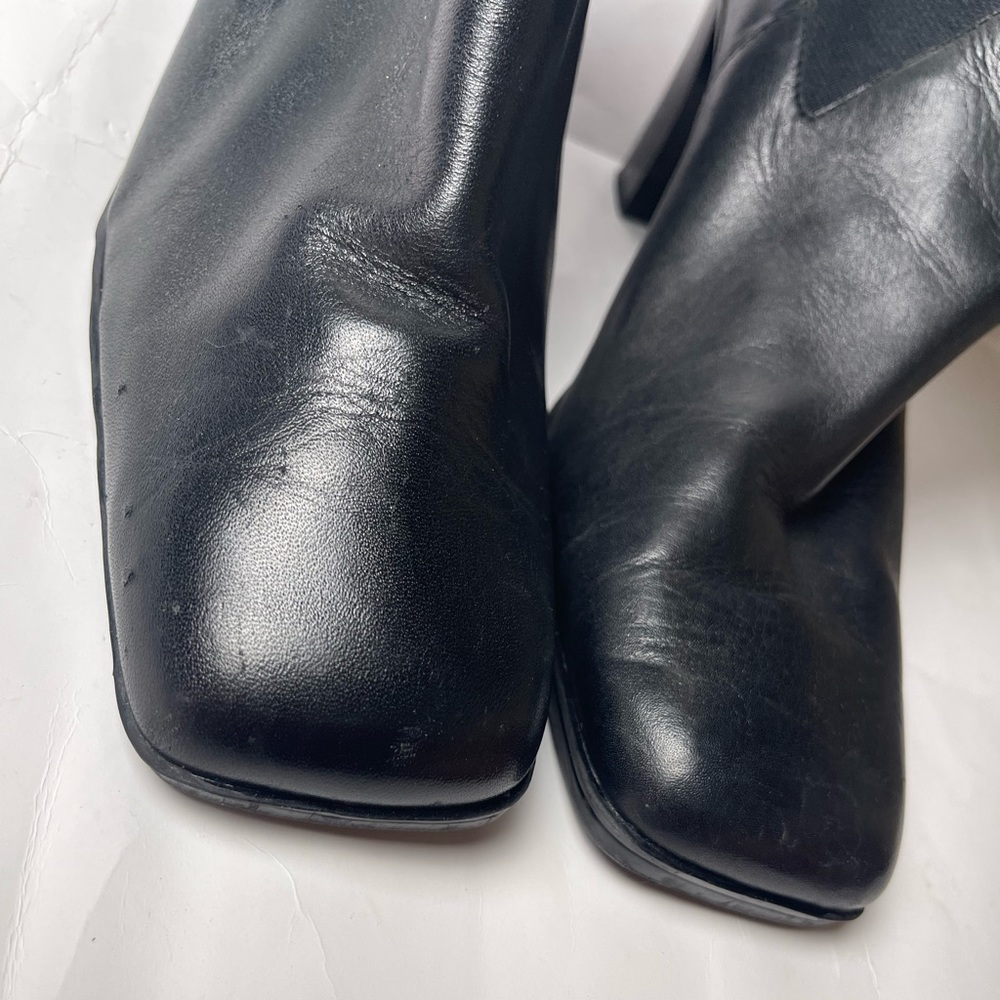 Tommy Hilfiger Square Toe Block Heel Leather Black Short Leather Boots Size 10M - Picture 7 of 13